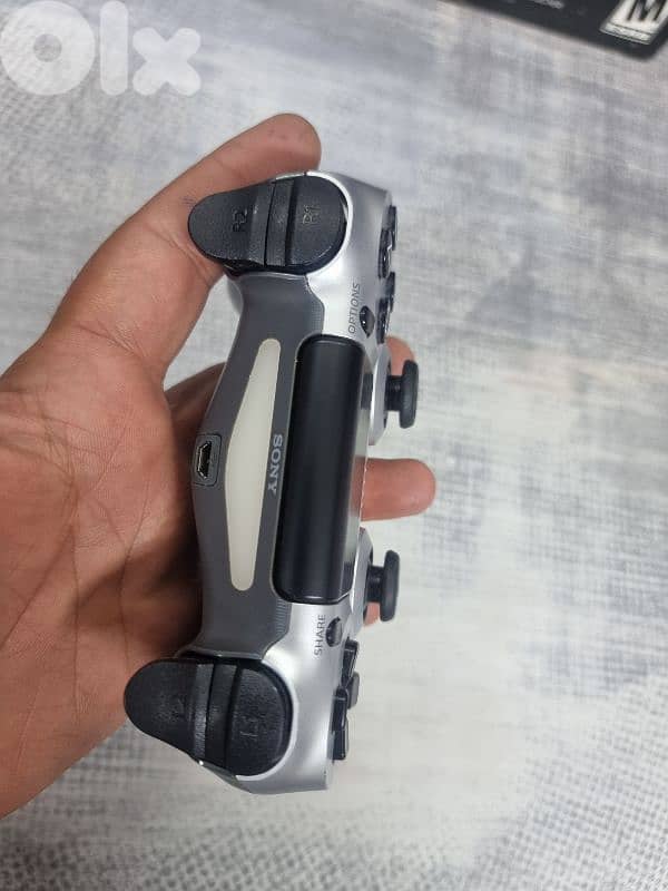 ps4 pro god of war edition 9