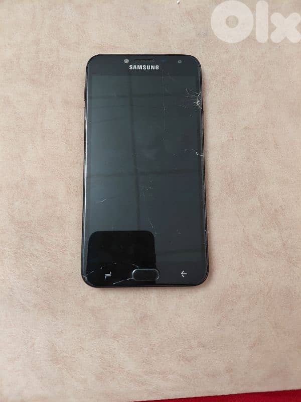 j4مكسورة شاشتو بس شغال وكل شي 1