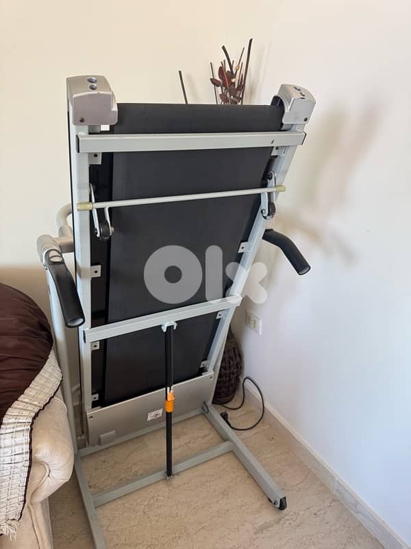 Treadmill 4