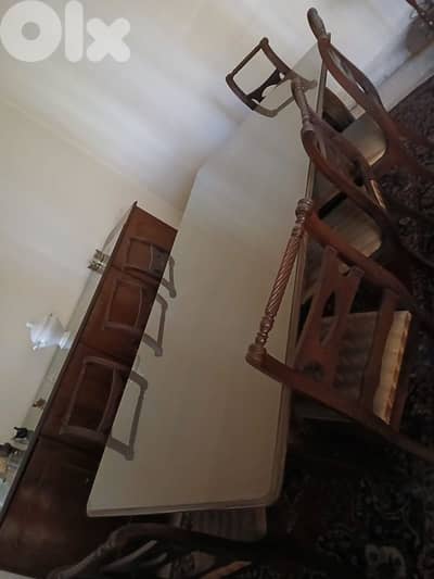 Dining table + Salon + Fridge + Living Room + Bedroom