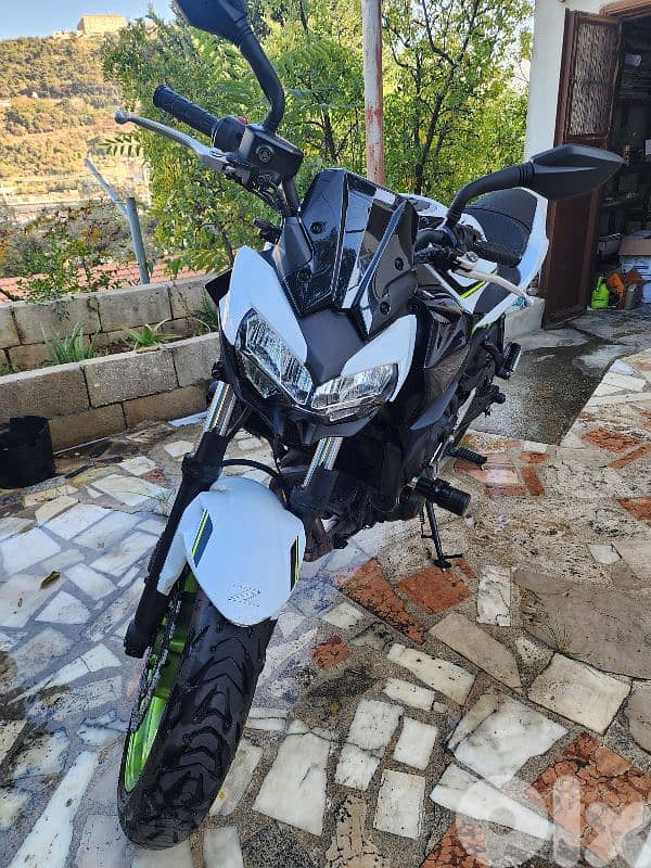 Kawasaki Ninja Z650 5