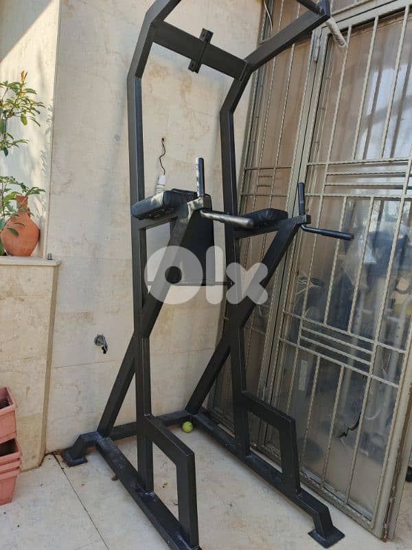 sports equipment , rower ,eleptical, pt convenient 5