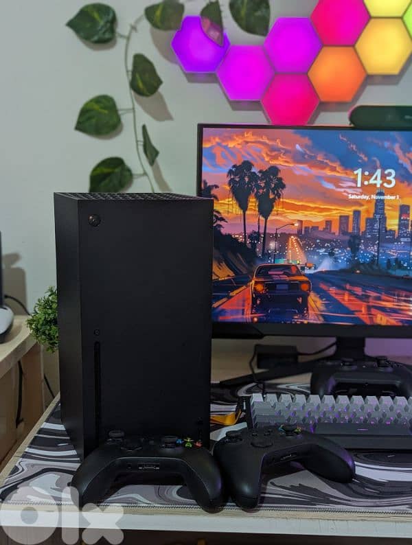 XBOX SERIES X WITH 2 CONTROLLERS 0