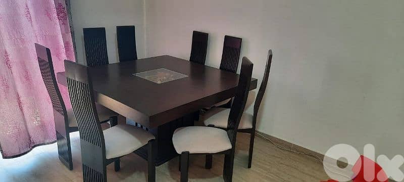 perfect condition, dining room 1