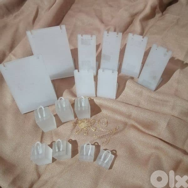 Plexi stands for jewelry display 0