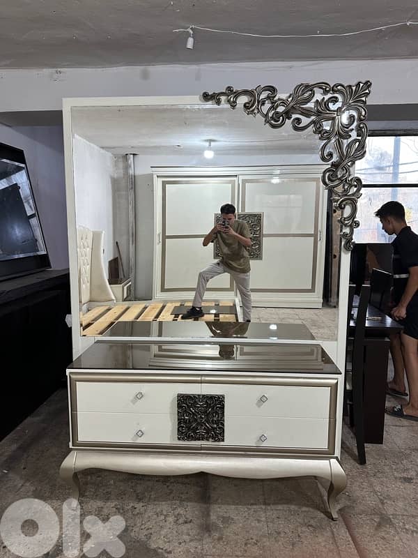 ‏غرفة نوم مصرية بعد شبه جديد كله خشب زين 10