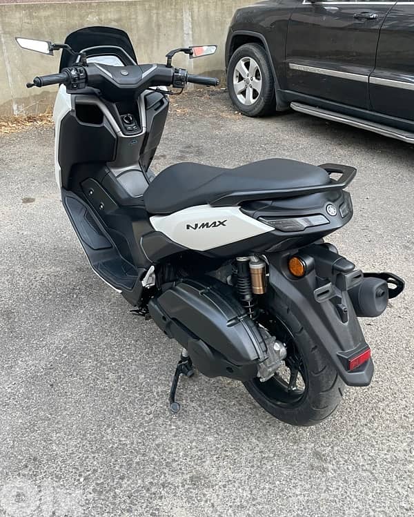 yamaha N-Max 4