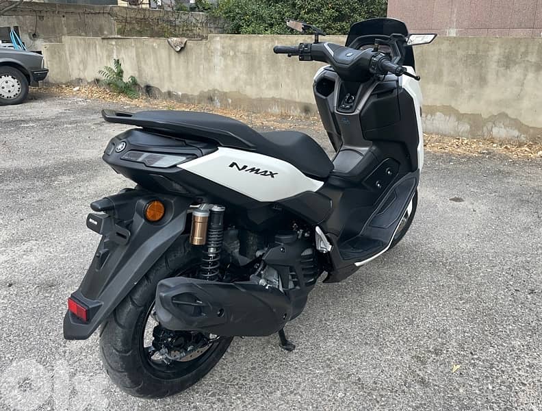 yamaha N-Max 5