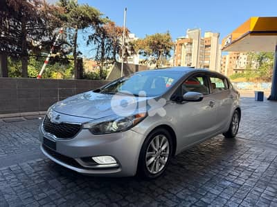 Kia Forte S Hatchback Model 2015 Clean Carfax!