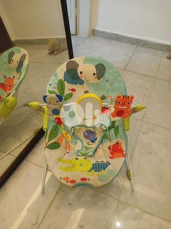 كرس شبه جديد 1