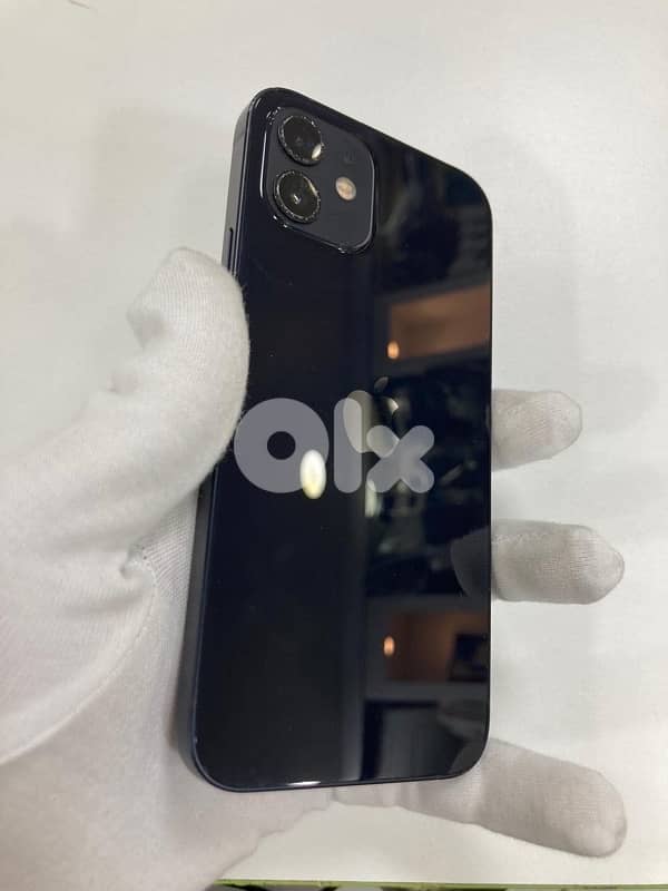iPhone 12 64GB 0