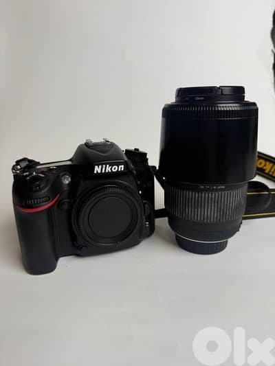 Nikon d7100 (extremely low shutter count)