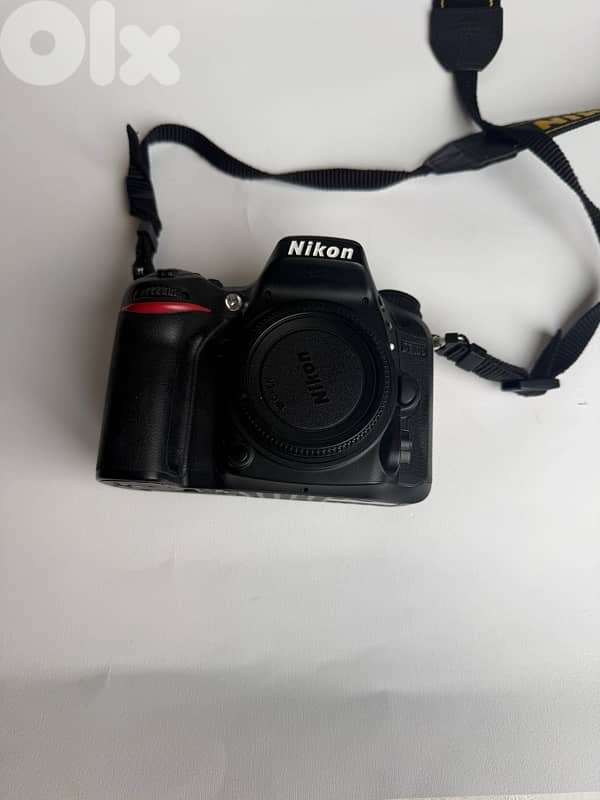Nikon d7100 (extremely low shutter count) 1