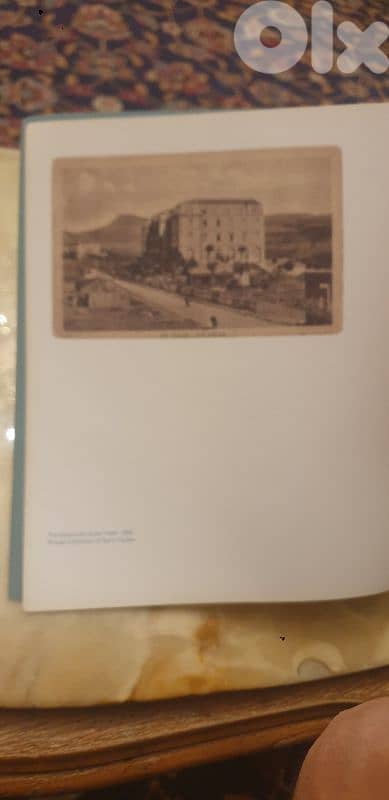 فندق صوفر الكبير،معرض للفنان توم يونغ،تحت رعاية الفرد وميشال سرسق 4