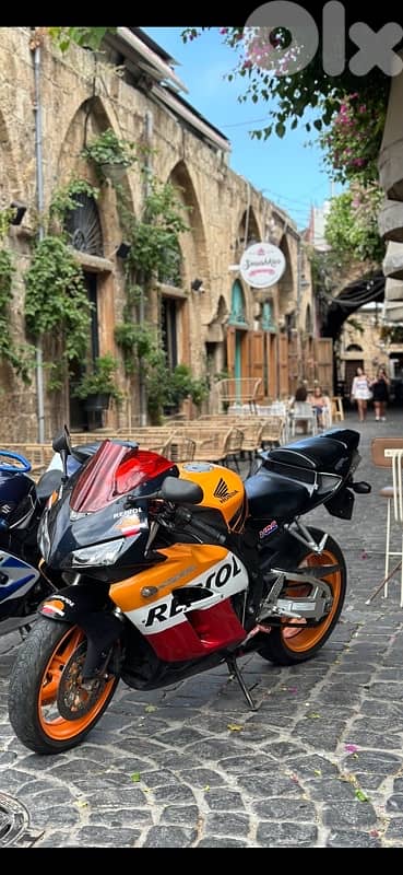 Cbr 1000 RR Fireblade 0