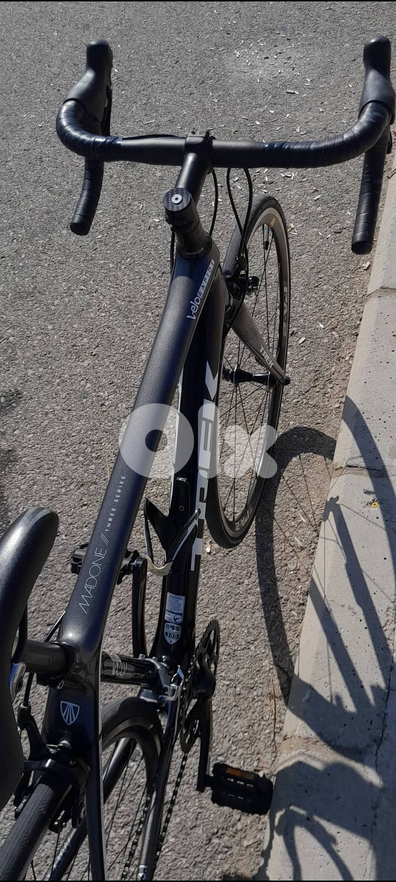 Trek Madone (Carbon Fiber) 2