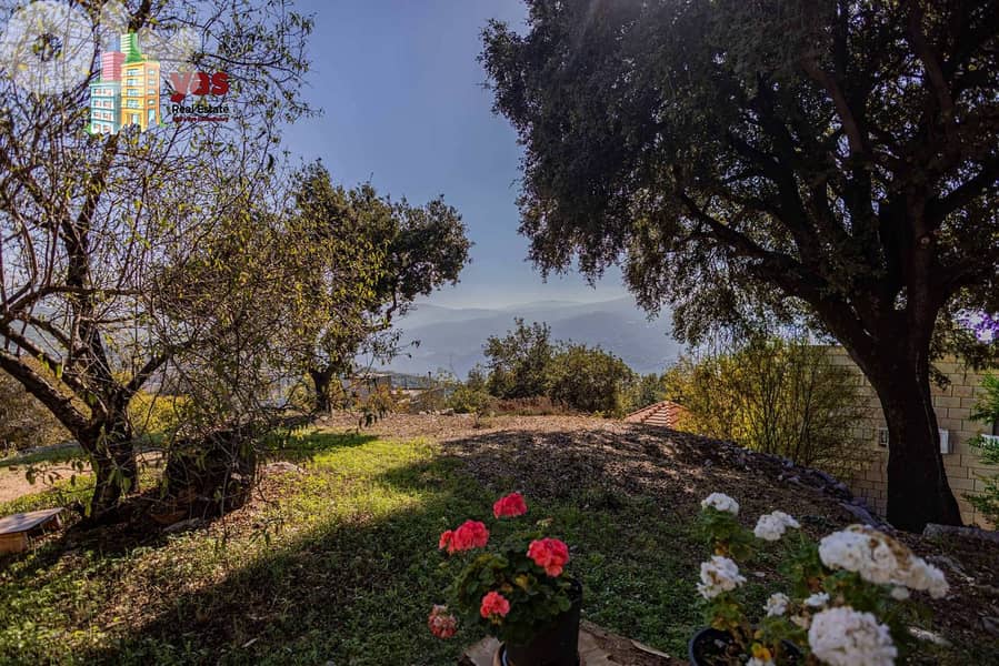 Ajaltoun 200m2 Traditional House  | 1800m2 Land | Private Street | GA 2