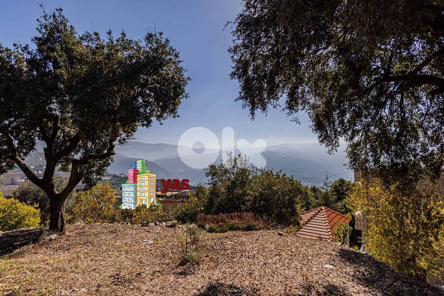 Ajaltoun 200m2 Traditional House  | 1800m2 Land | Private Street | GA 4