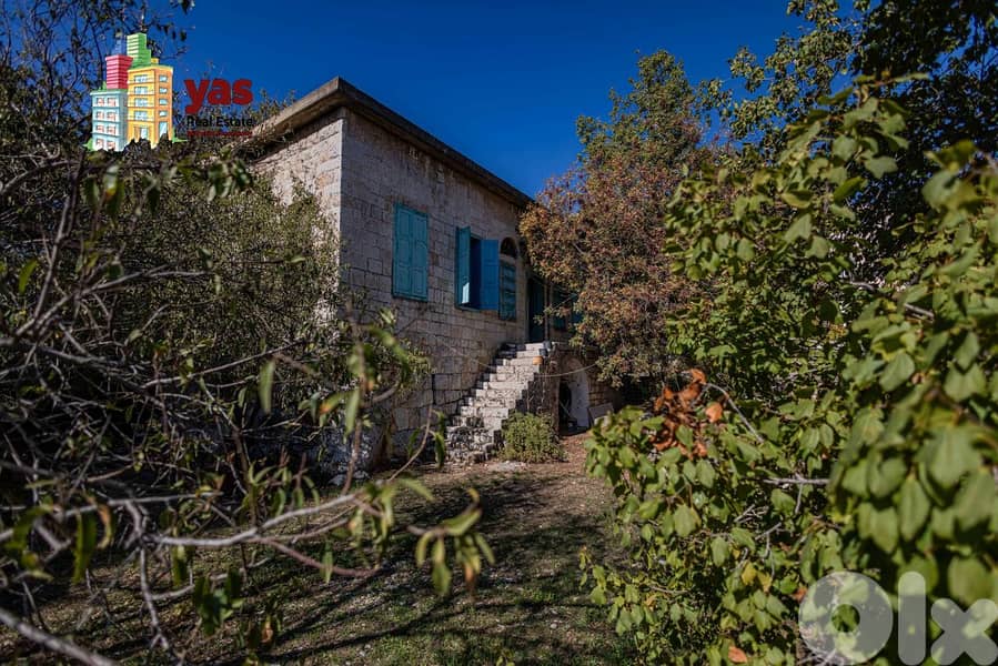 Ajaltoun 200m2 Traditional House  | 1800m2 Land | Private Street | GA 6