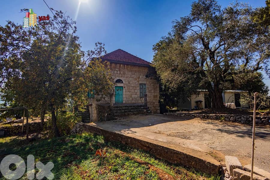 Ajaltoun 200m2 Traditional House  | 1800m2 Land | Private Street | GA 9