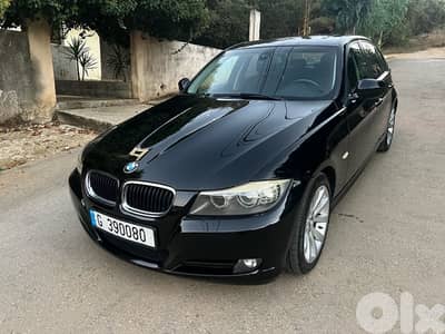 BMW 3-Series 2011