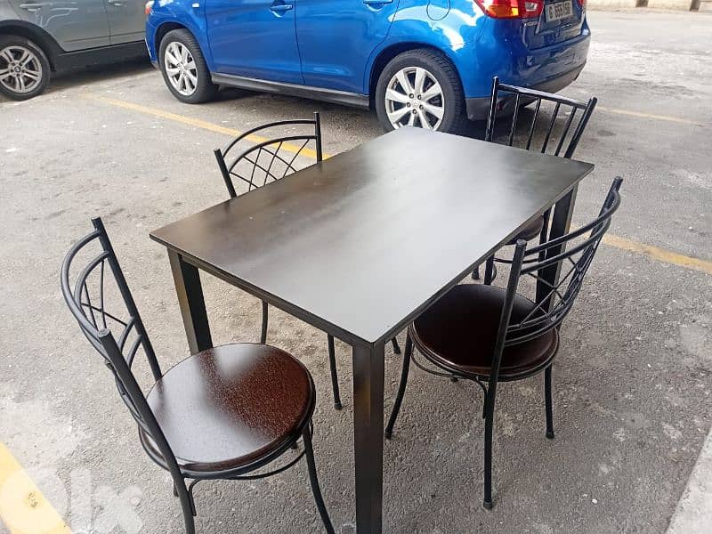 كاولي اوروبي شبه جديد 0