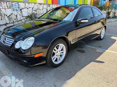 مرسيدس بنز سي-كلاس 2002