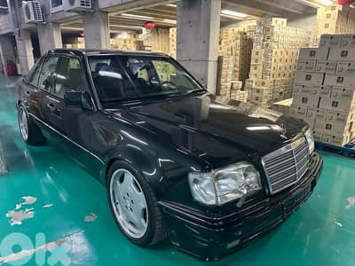 Mercedes-Benz E400 V8 Look E500