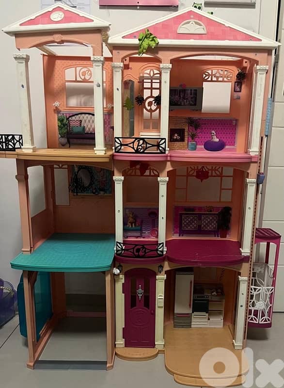 Barbie house 0
