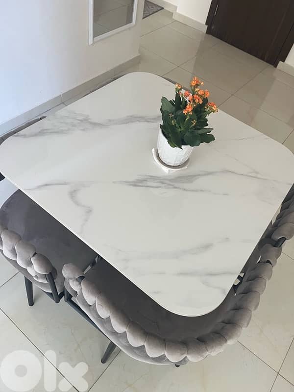 Modern Marble Dining Table Set (4-Seater) 1