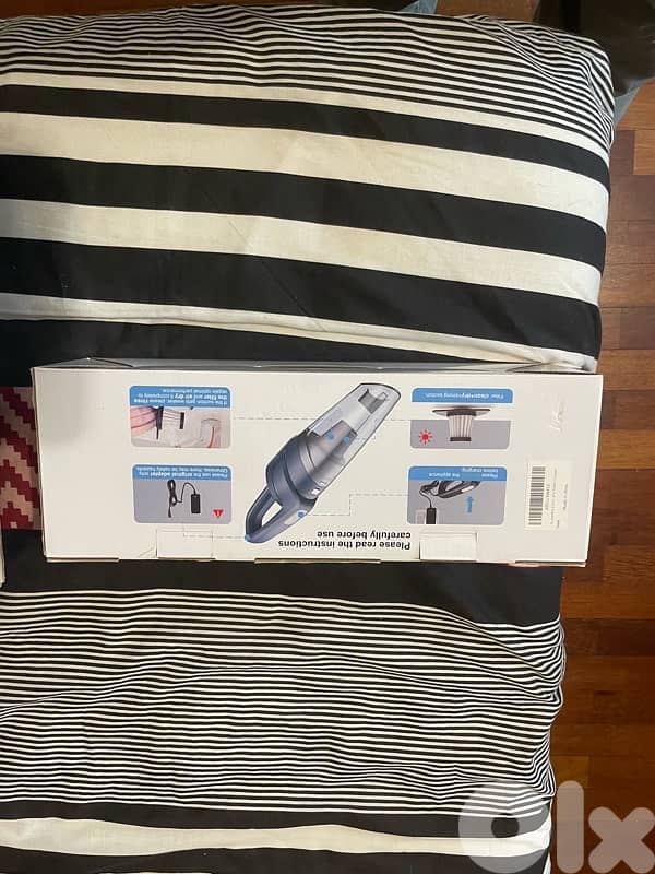 handheld vacuum cleaner 2