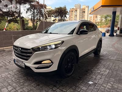 Hyundai Tucson AWD Model 2016 مصدر شركة