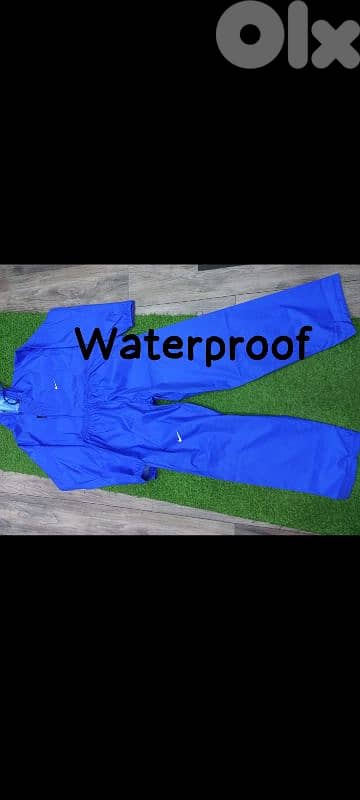 ثياب للفوتبول بينلبسو تحت ثياب فوتبول بنطالون وقميص كم طويل 3