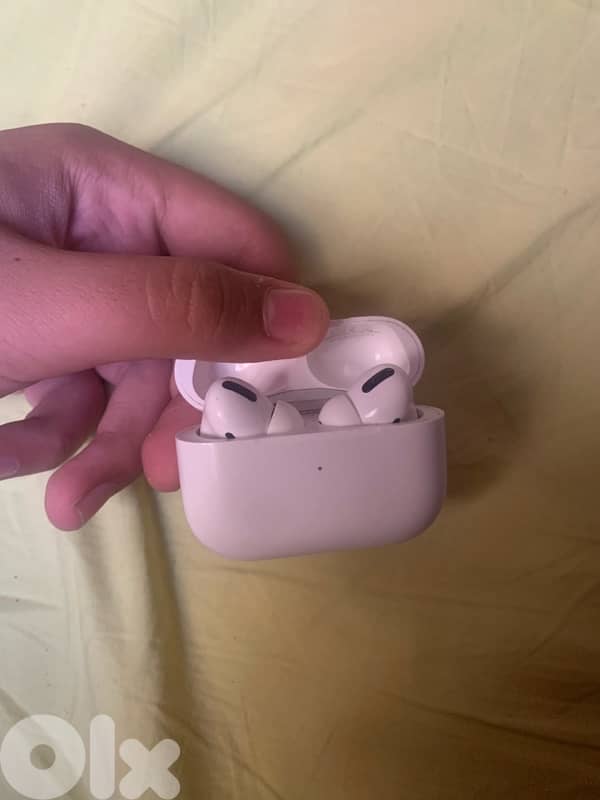 Apple AirPods Pro 1 1