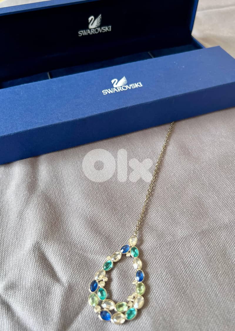Swarovski necklace 0
