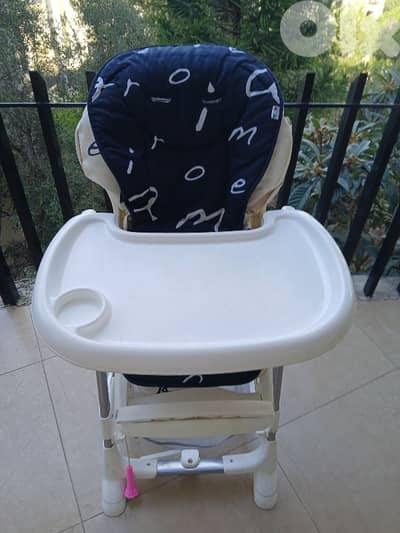 highchair