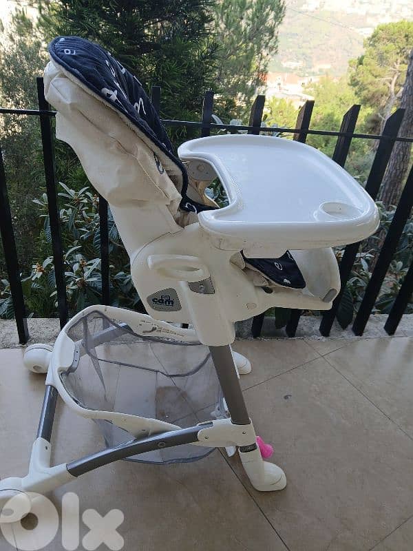 highchair 1