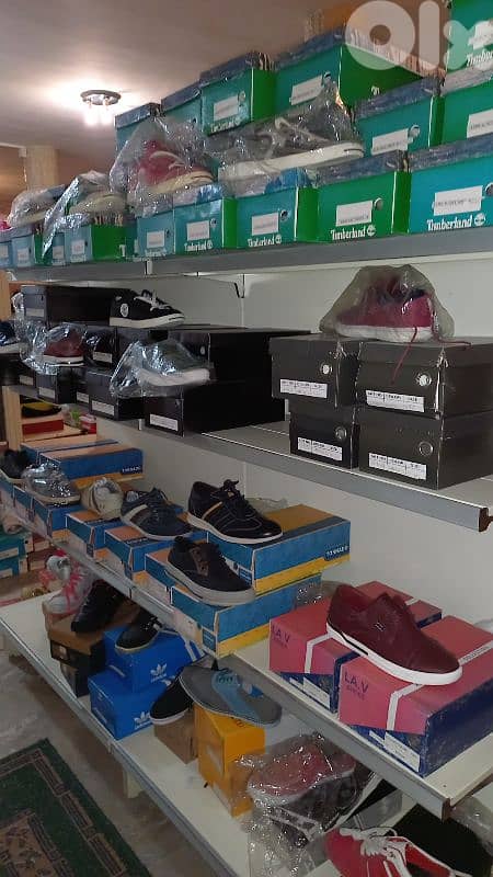 شوزات للبيع 2