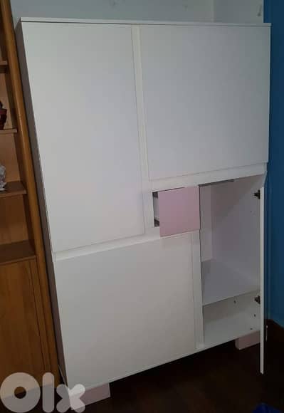 Closet,  dresser table and shelf