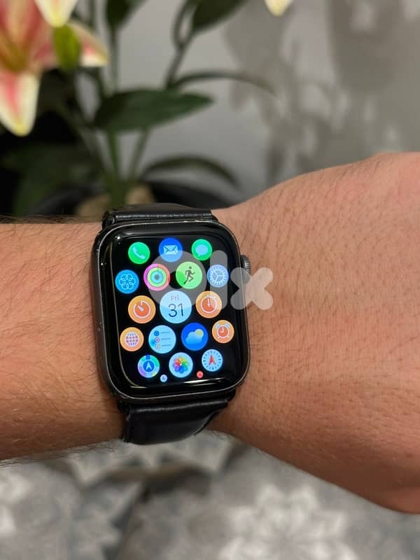 apple watch series5 44mm 1