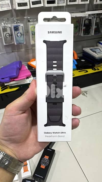 Samsung Galaxy watch ultra peakform band dark grey