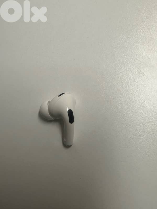 Original Apple Airpods Pro - Perfect Condition like new barely used 9