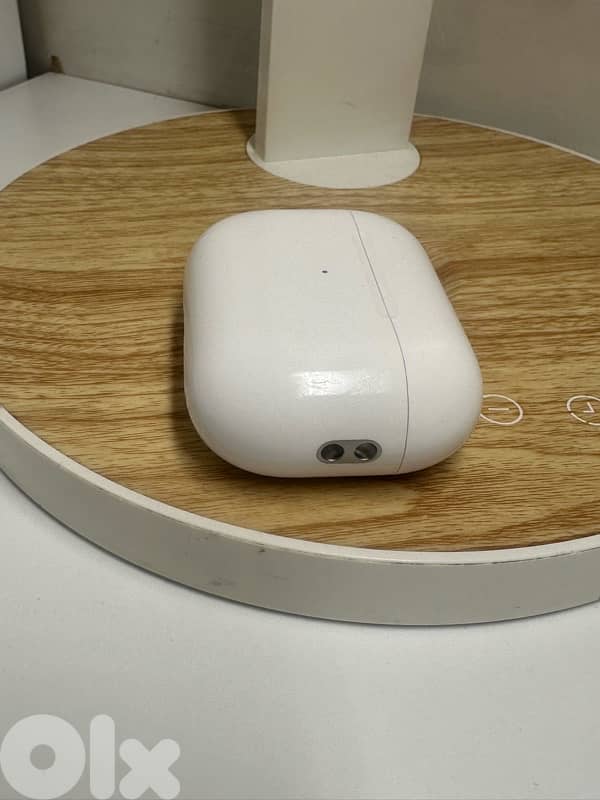 Original Apple Airpods Pro - Perfect Condition like new barely used 3