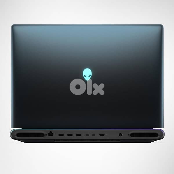 Dell Alienware m18 area 51 - rtx 5090 4