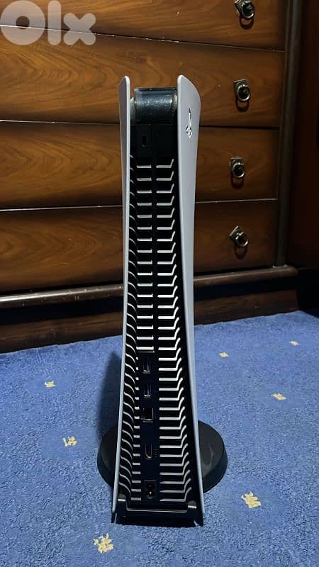 PS5 digital with 2 controllers 2