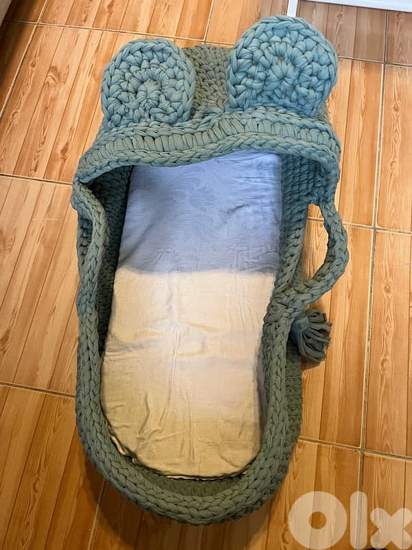 handmade baby crib 2