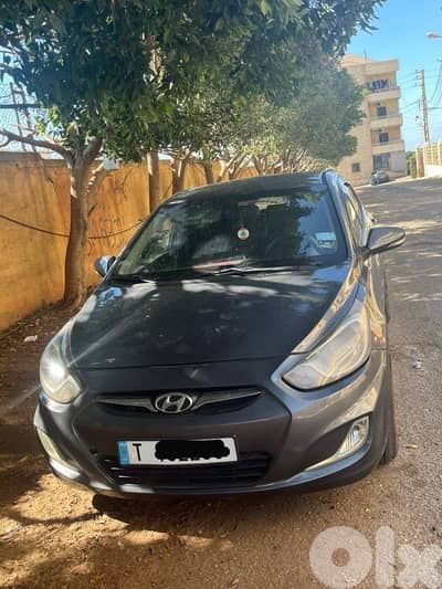 hyundai accent 2013 hatchback