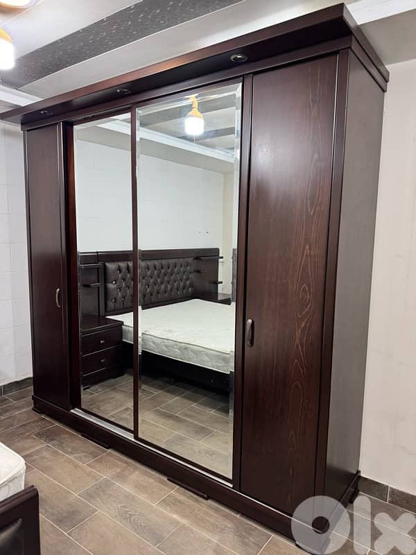 غرفه نوم خشب لاتيه وزان ملبس قشرا سنديان 7
