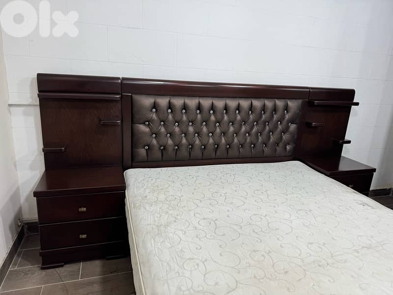 غرفه نوم خشب لاتيه وزان ملبس قشرا سنديان 15