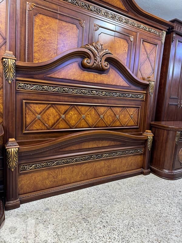 غرفه نوم ملوكيه صنع ماليزيه 3